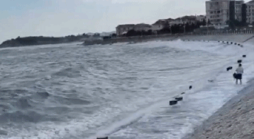 082837lp4aoo0a0cn5off5.gif