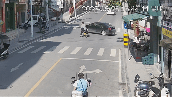 175951tw7ksome9ewz59p8.gif
